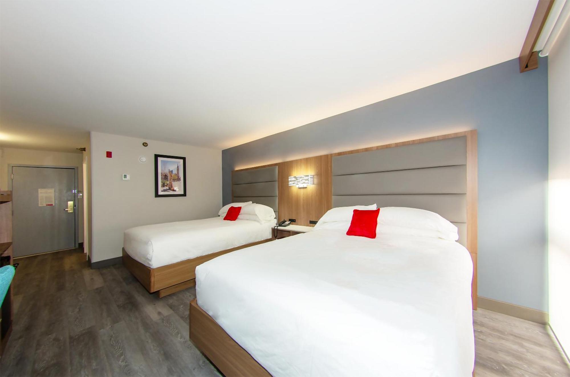 เรดไลออน โฮเต็ล ไชแอนน์ Hotel ภายนอก รูปภาพ
