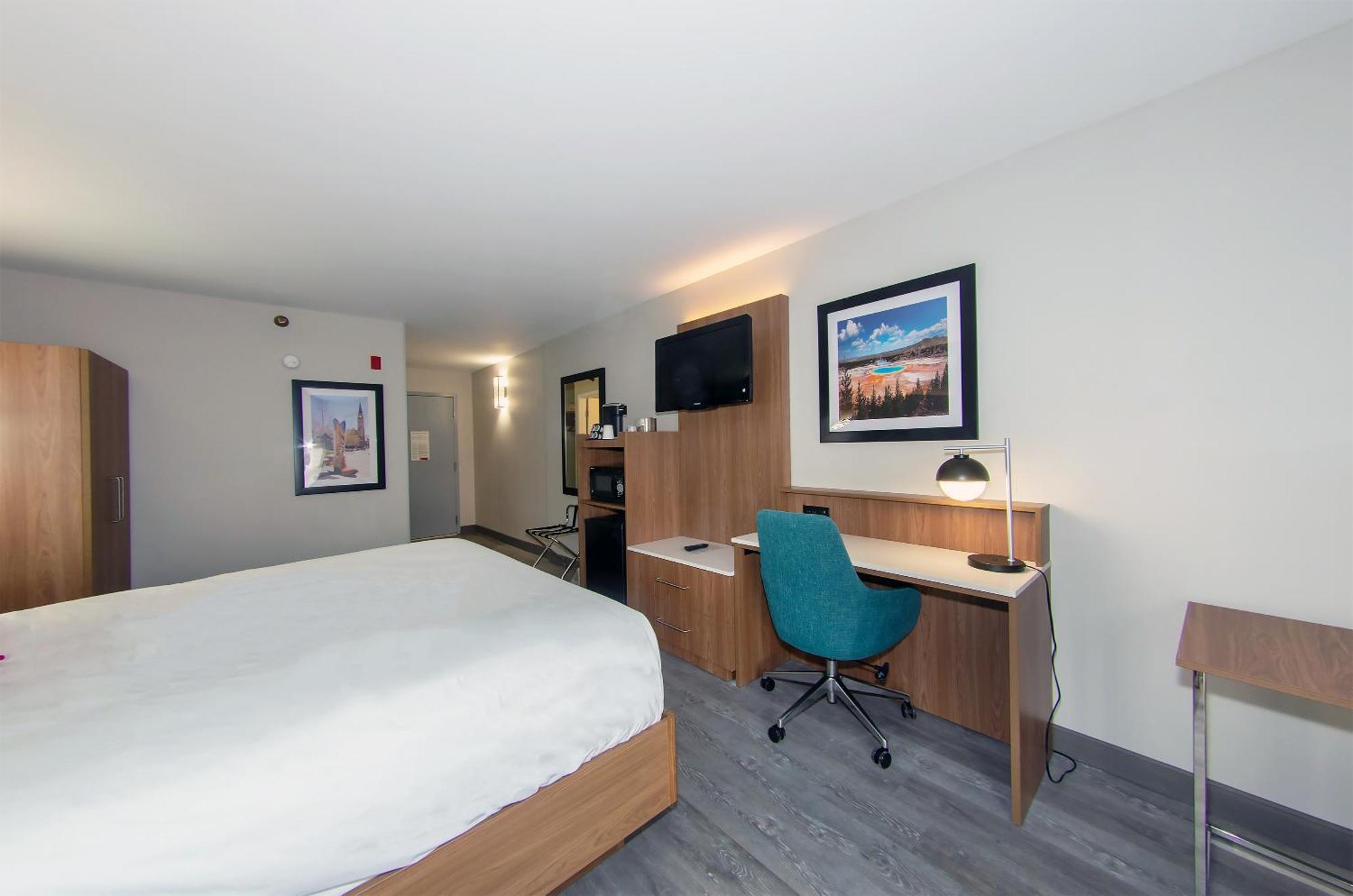 เรดไลออน โฮเต็ล ไชแอนน์ Hotel ภายนอก รูปภาพ
