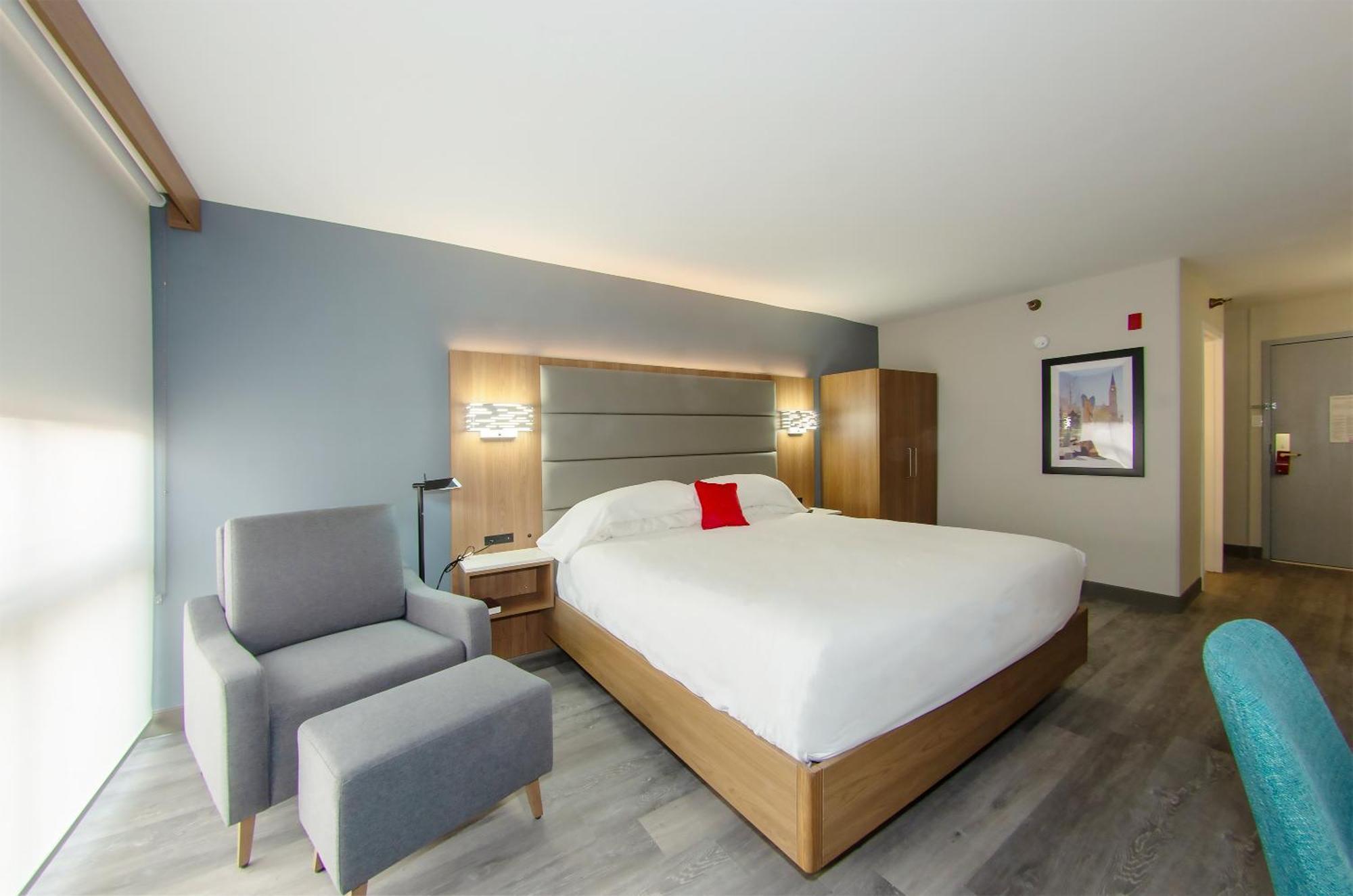 เรดไลออน โฮเต็ล ไชแอนน์ Hotel ภายนอก รูปภาพ